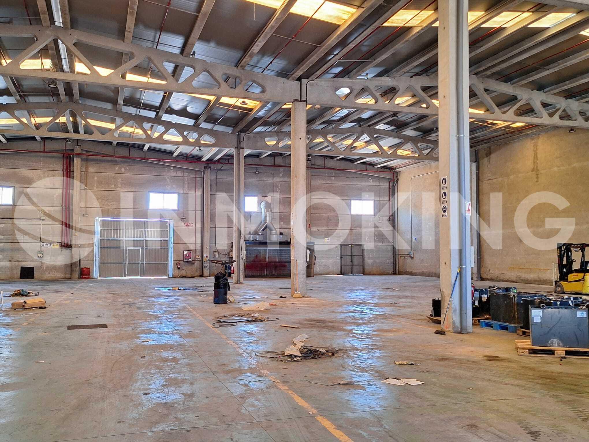 Foto de la propiedad Nave industrial en alquiler primera línea de la Pista de Silla 